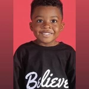 Meet your Posher, Jay jay